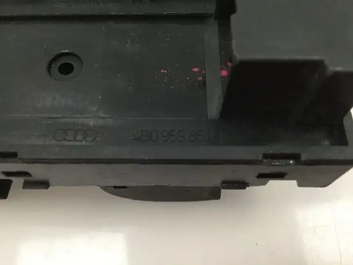 Audi A3/S3 8L (2000 - 2003) 4B0959851 Кнопка стеклоподъемников — фото 2