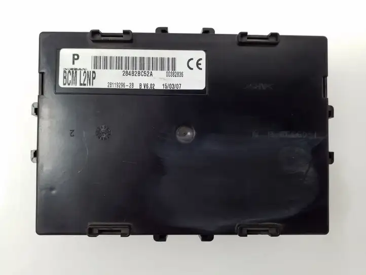 Nissan Note (E11) (2006 - 2014) 284B2BC52A Модуль комфорта — фото 1