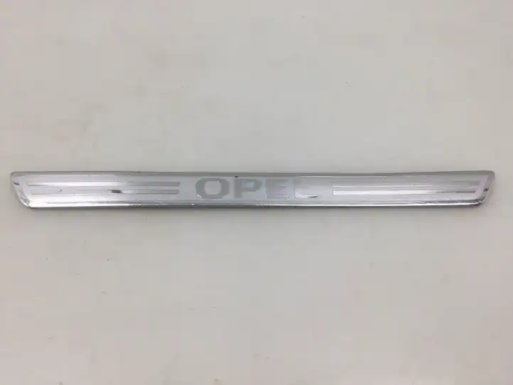 Opel Meriva B (2010 - 2014) 13267113 Внутренняя отделка переднего порога — фото 1