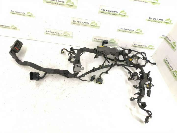 Mercedes-Benz CLA  C117,X117,W117 (2013 - 2019)   Проводка двигателя