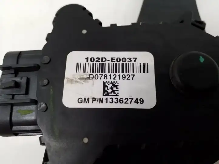 Opel Meriva B (2010 - 2014) 13362749 Педаль акселератора — фото 3