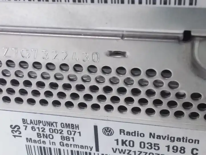 Volkswagen PASSAT B6 (2005 - 2010) 1K0035198C Магнитола / мультимедийная система — фото 6