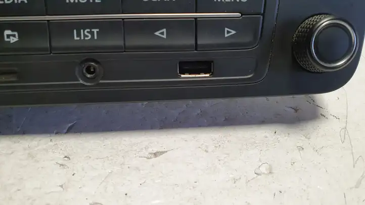 Volkswagen PASSAT B6 (2005 - 2010) 3AD035185 Магнитола / мультимедийная система — фото 10