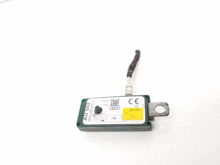 Audi A6 S6 C5 4B (2001 - 2004) 4B9035225B Усилитель антенны — фото 1