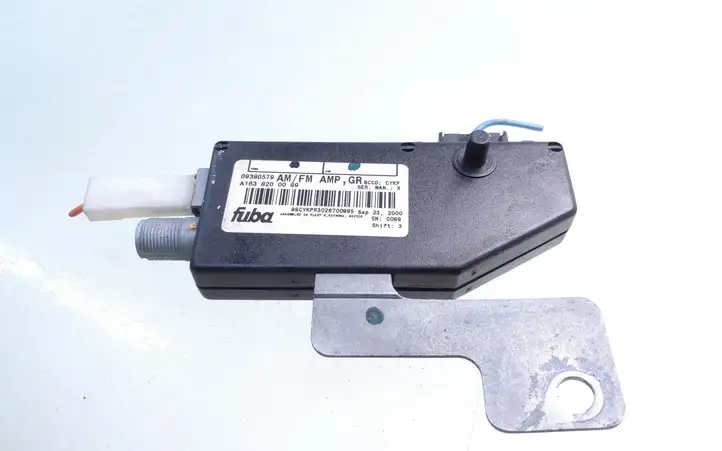 Mercedes-Benz ML W163 (1997 - 2005) 1638200089 Усилитель антенны — фото 2