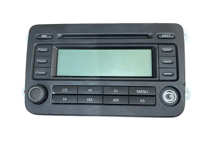 Volkswagen Golf V (2003 - 2009) VWZ2Z2D1807828 Магнитола / мультимедийная система — фото 1