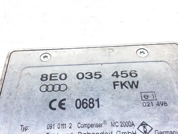 Audi A6 S6 C5 4B (2001 - 2004) 8E0035456 Усилитель антенны — фото 4