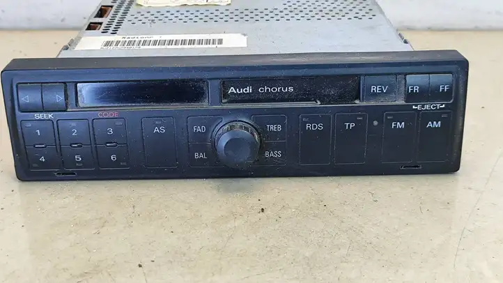Audi A6 S6 C5 4B (1997 - 2001) 4B0035152 Магнитола / мультимедийная система — фото 1