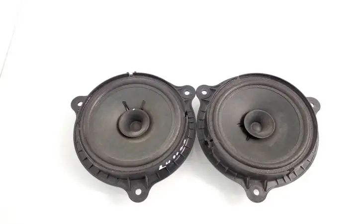 Nissan Qashqai (2013 - 2017) 28156BR00A Динамики задних дверей — фото 1