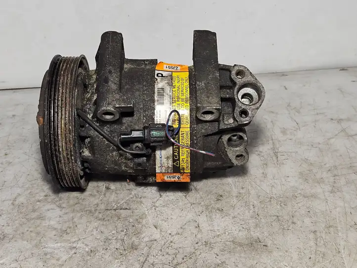 Nissan Almera N16 (2000 - 2010) 926009F501 Компрессор (насос) кондиционера воздуха — фото 1