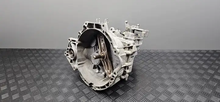 Mini Cooper Countryman R60 (2010 - 2016) 9803237 Механическая коробка передач, 6 передач — фото 1