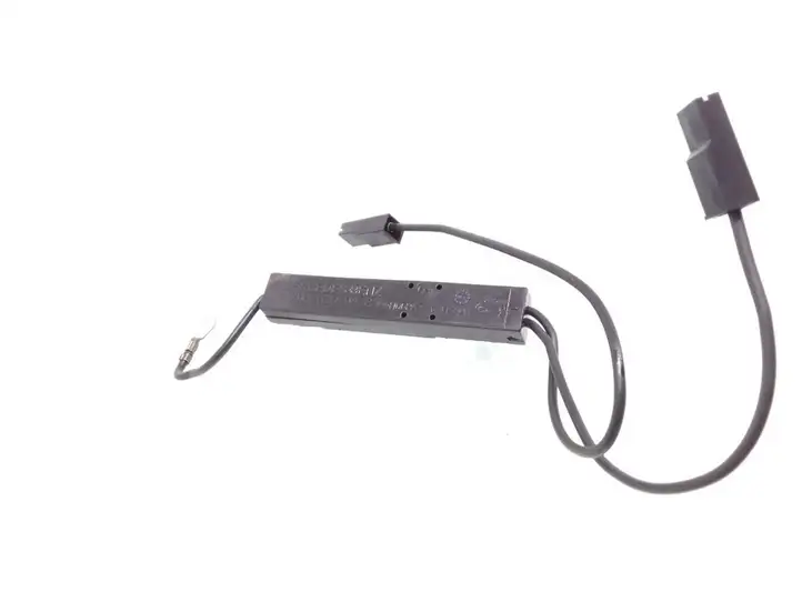 Mercedes-Benz CLK A209,C209 (2002 - 2009) A2038209489 Усилитель антенны — фото 1