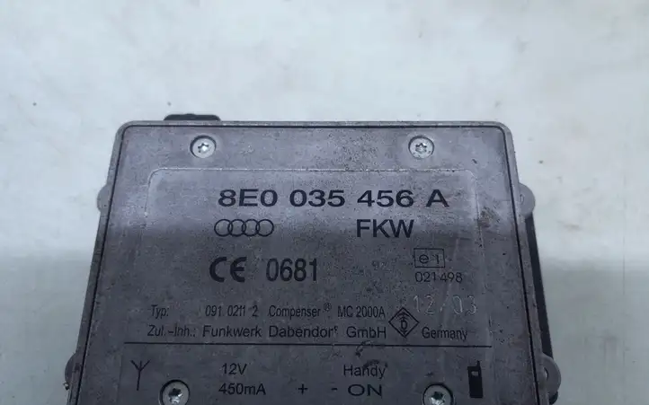 Audi A4 S4 B6 8E 8H (2000 - 2006) 8E0035456A Усилитель антенны — фото 4