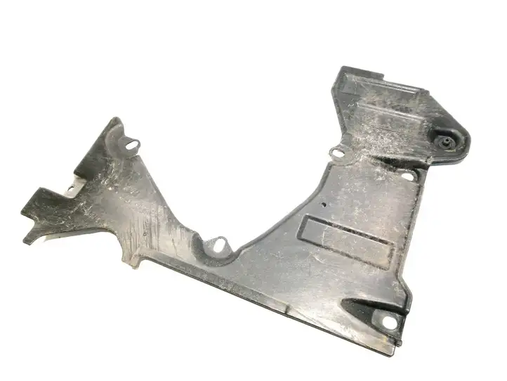 Audi A8 S8 D3 4E (2002 - 2005) 4E0825213C Защита топливного бака — фото 5