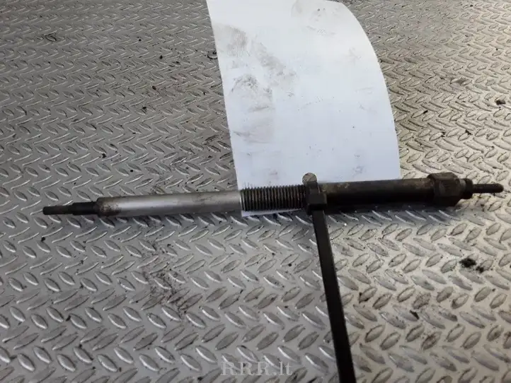 Nissan Свечи накаливания — фото 1