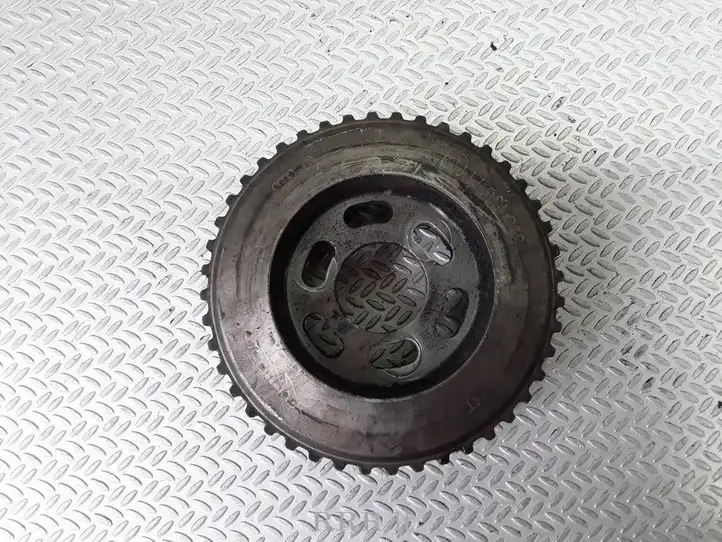 Seat Ibiza II (6k) (1999 - 2002) 038130111B Шкив топливного насоса — фото 3