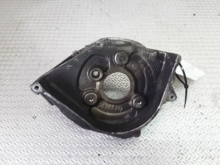 Citroen C5 (2001 - 2004) 96389217 Кронштейн топливного насоса — фото 1