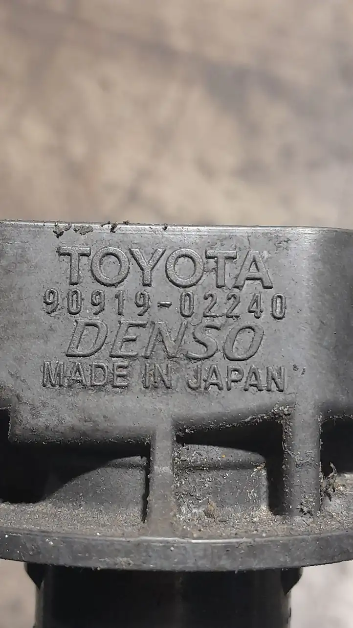 Toyota Prius (XW20) (2003 - 2009) 9091902240 Катушка зажигания — фото 2