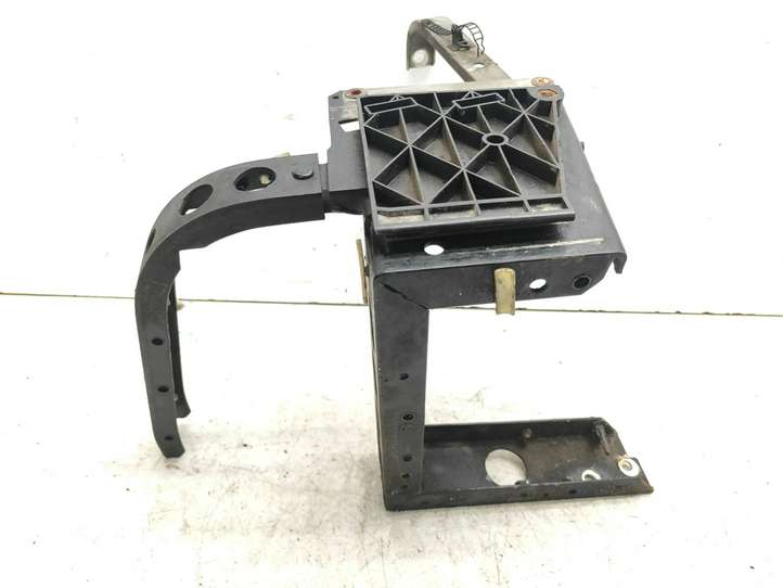 Audi A8 (1999 - 2002)  4D0807253L Балка переднего бампера