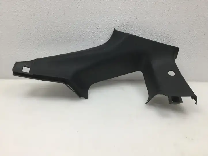 Nissan 350Z (2001 - 2009) 76935CD000 Верхняя обшивка стойки D — фото 1
