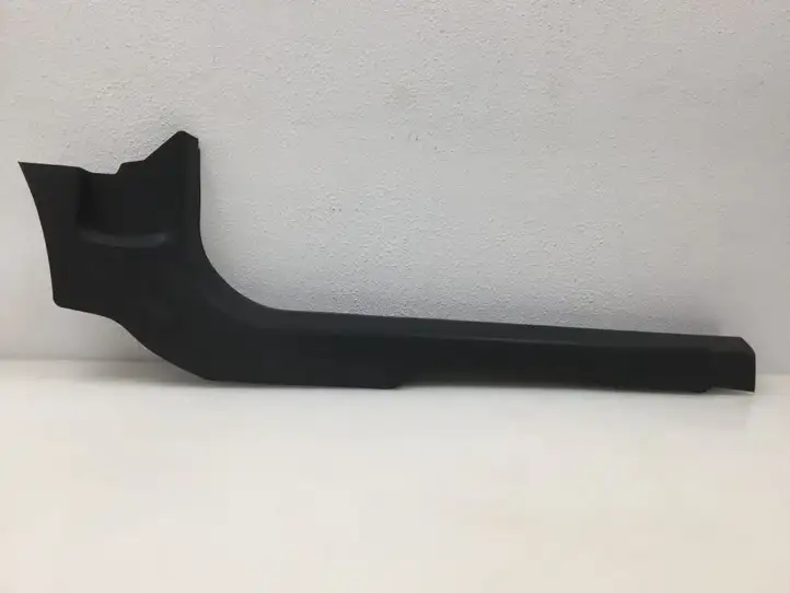 Opel Astra H (2004 - 2009) 13113977 Внутренняя отделка переднего порога — фото 1