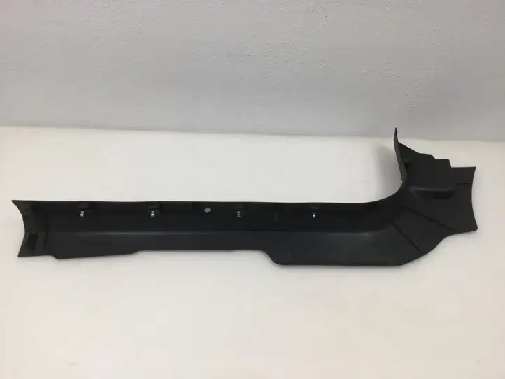 Opel Astra H (2004 - 2009) 13113977 Внутренняя отделка переднего порога — фото 2