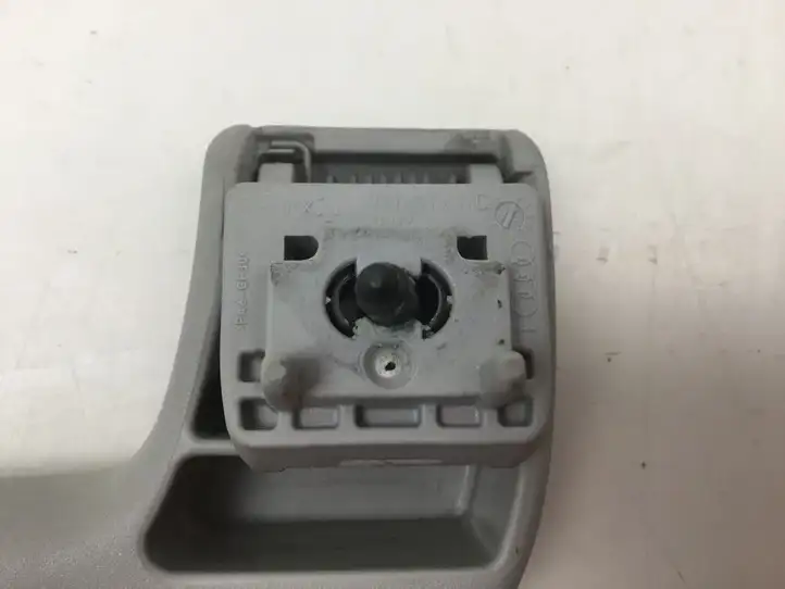 Audi A6 S6 C6 4F (2004 - 2008) 8P0857608A Потолочная ручка задняя — фото 2