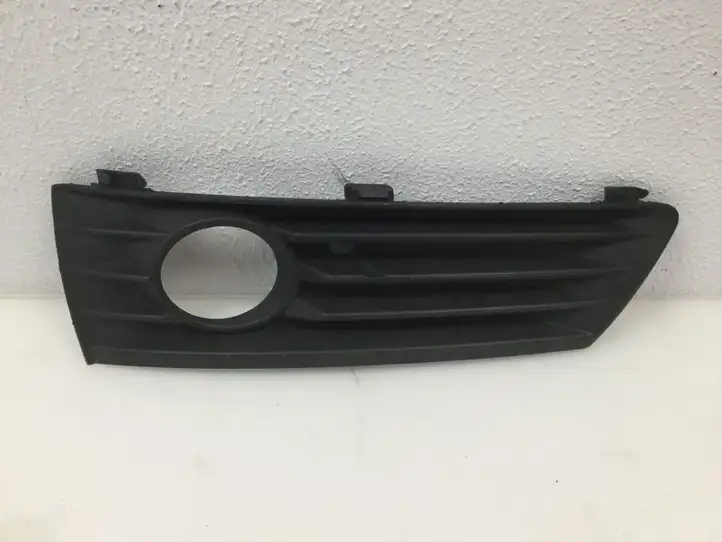 Opel Zafira B (2006 - 2008) 13124989 Нижняя решетка переднего бампера — фото 1