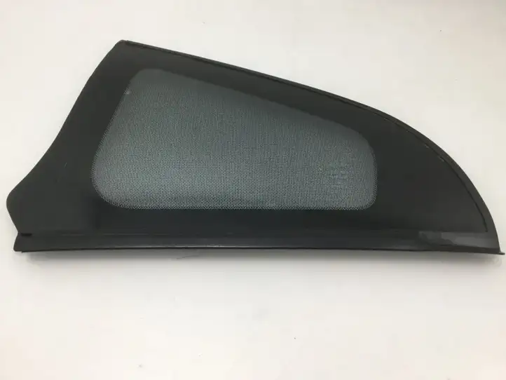 Nissan 350Z (2001 - 2009) 83307CD000 Заднее боковое стекло — фото 1