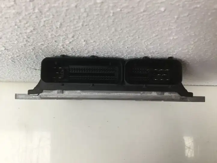 Nissan 350Z (2001 - 2009) MEC31570 Блок управления двигателем (ЭБУ) — фото 2