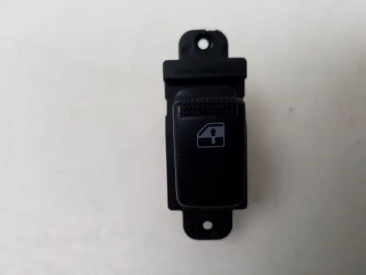 Hyundai Elantra (2003 - 2010) 9357620000 Кнопка стеклоподъемников — фото 1