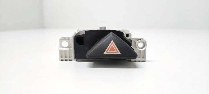Ford Focus (1998 - 2004)  2M5T13A350AA Включатель аварийных фонарей
