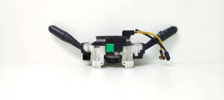 Mitsubishi Colt (2008 - 2012)  MR986420 Комплект ручек