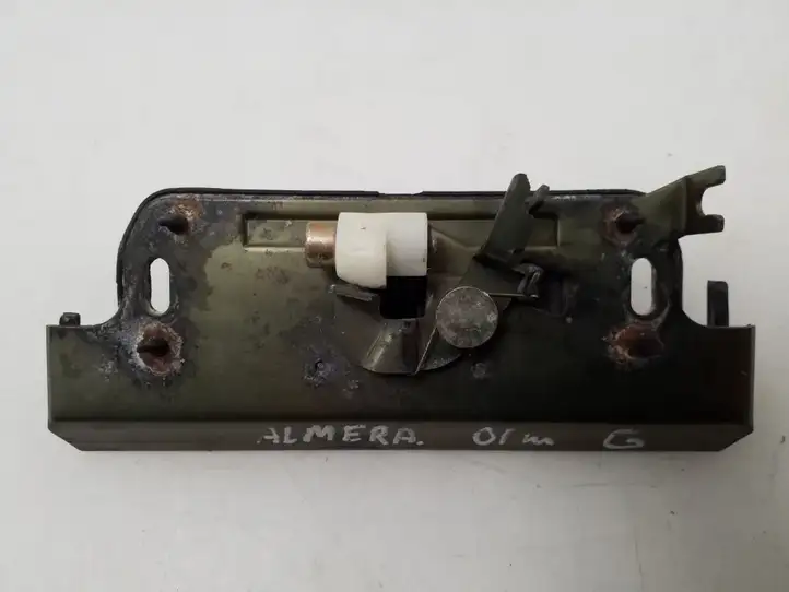 Nissan Almera N16 (2000 - 2010) Ручка багажной двери — фото 1