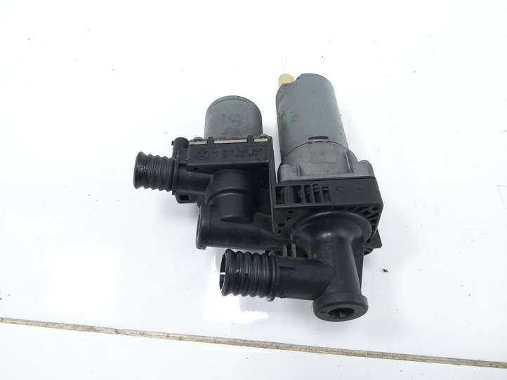 BMW 3 E46 (1998 - 2005)  64118369807 Водяной насос