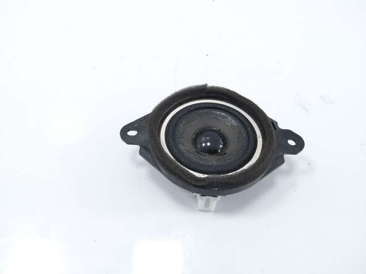 Mazda CX-5 (2012 - 2015)  3526163010 Громкоговоритель в панели