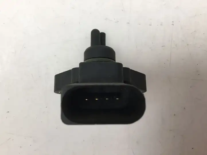 Audi A6 S6 C5 4B (1997 - 2001) 0281002326 Прочие датчики — фото 1