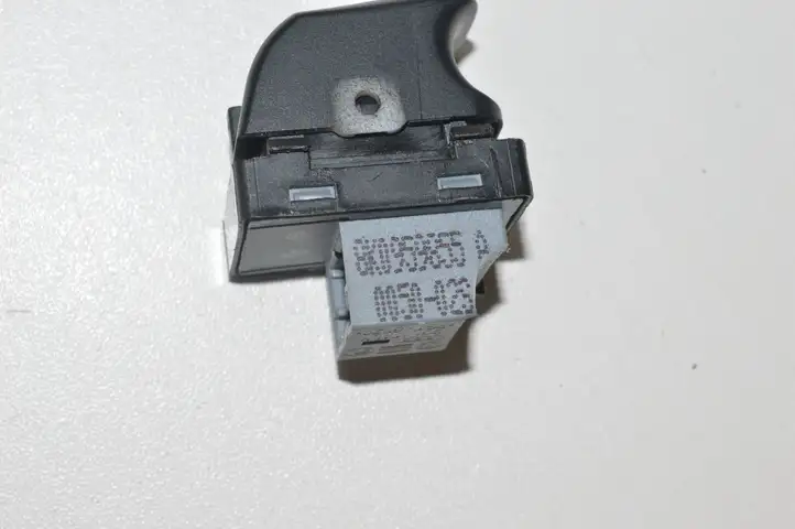 Audi A4 S4 B8 8K (2007 - 2011) 8K0959855A Кнопка стеклоподъемников — фото 4