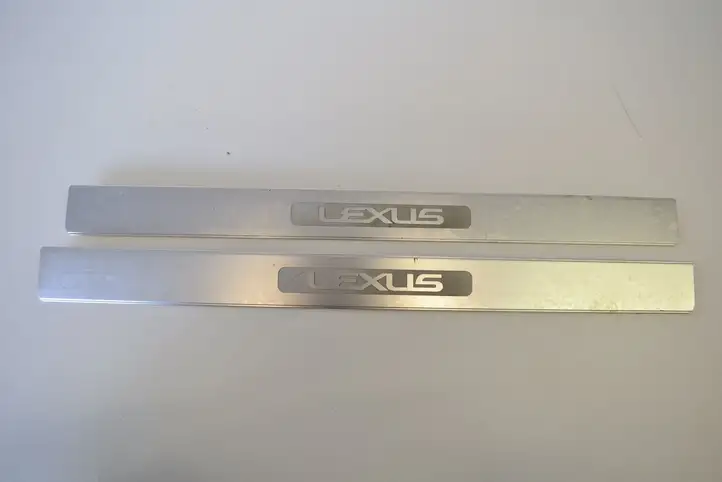 Lexus GS 300 350 430 450h (2004 - 2007) Внутренняя обшивка порога (комплект) — фото 5