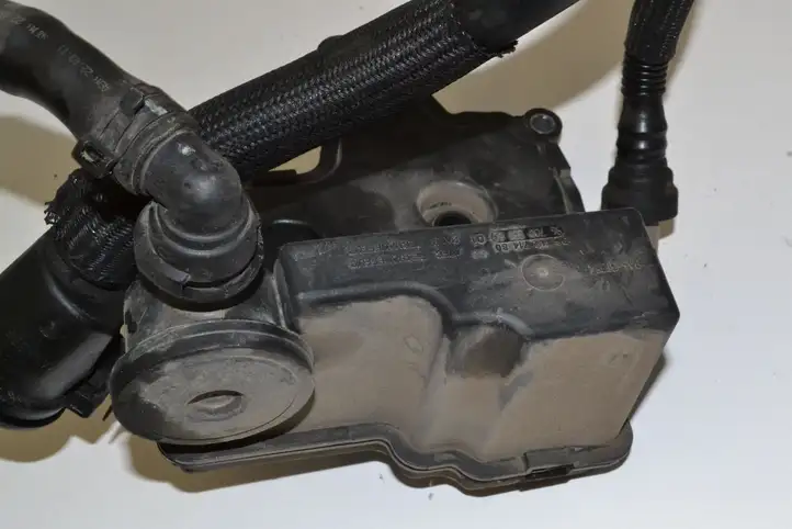 Ford S-MAX (2006 - 2010) 9670033180 Прочие детали моторного отсека — фото 3