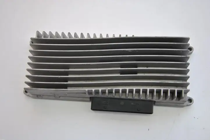 Audi A5 8T 8F (2007 - 2011) 8R0035223E Блок Hi-Fi аудиосистемы — фото 1
