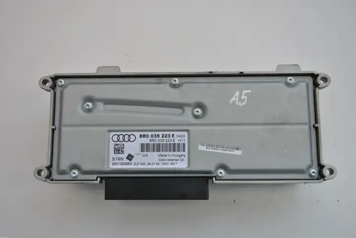 Audi A5 8T 8F (2007 - 2011) 8R0035223E Блок Hi-Fi аудиосистемы — фото 2