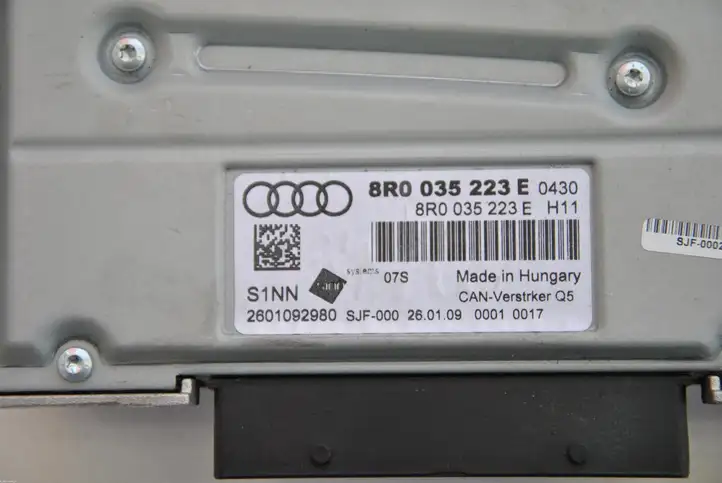 Audi A5 8T 8F (2007 - 2011) 8R0035223E Блок Hi-Fi аудиосистемы — фото 4