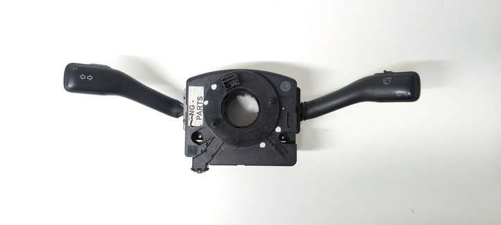 Volkswagen Golf IV (1998 - 2005)  4B0953503F Комплект ручек