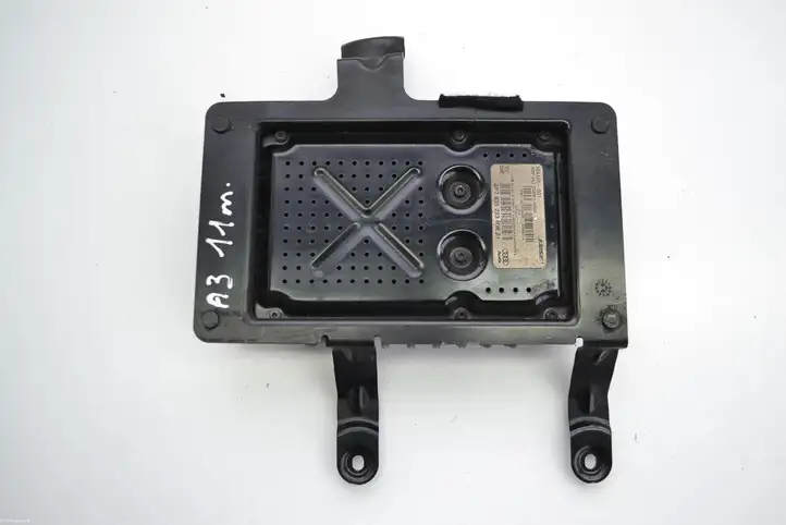 Audi A3/S3 8P (2008 - 2013) 8P7035223 Усилитель звука — фото 2
