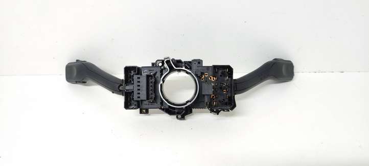 Audi A6 (1997 - 2001)  8L0953513H Комплект ручек
