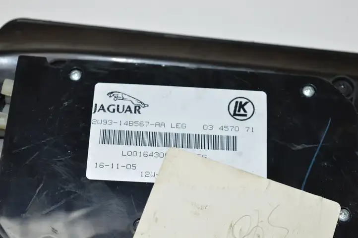 Jaguar XJ X350 (2003 - 2009) 2W9314B567AA Блок управления сиденьем — фото 4