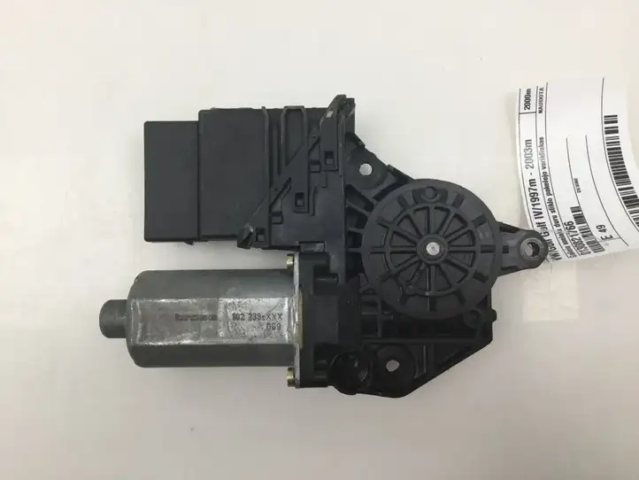 Volkswagen Golf IV (1998 - 2005) 0130821766 Стеклоподъемник задней двери — фото 2