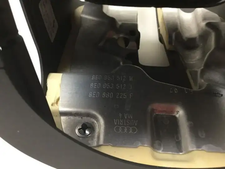 Audi A4 S4 B8 8K (2007 - 2011) 8E0953512H Обшивка рулевой колонки — фото 2
