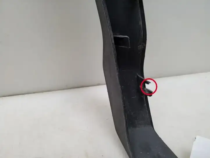 Nissan Qashqai (2013 - 2017) 63811-4EA0A Накладка колесной арки — фото 3